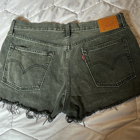 Levi’s Shorts - Picture 3 of 3